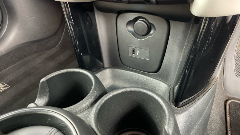 MINI Hatchback 2.0 Cooper S Exclusive 3dr Auto [Comfort Pack] Petrol Hatchback